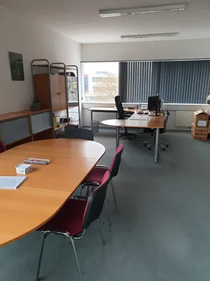 2-Zimmer-Gewerbeimmobilie mieten in Vöcklabruck – 103 m², € 15 – Bild 3 von 3