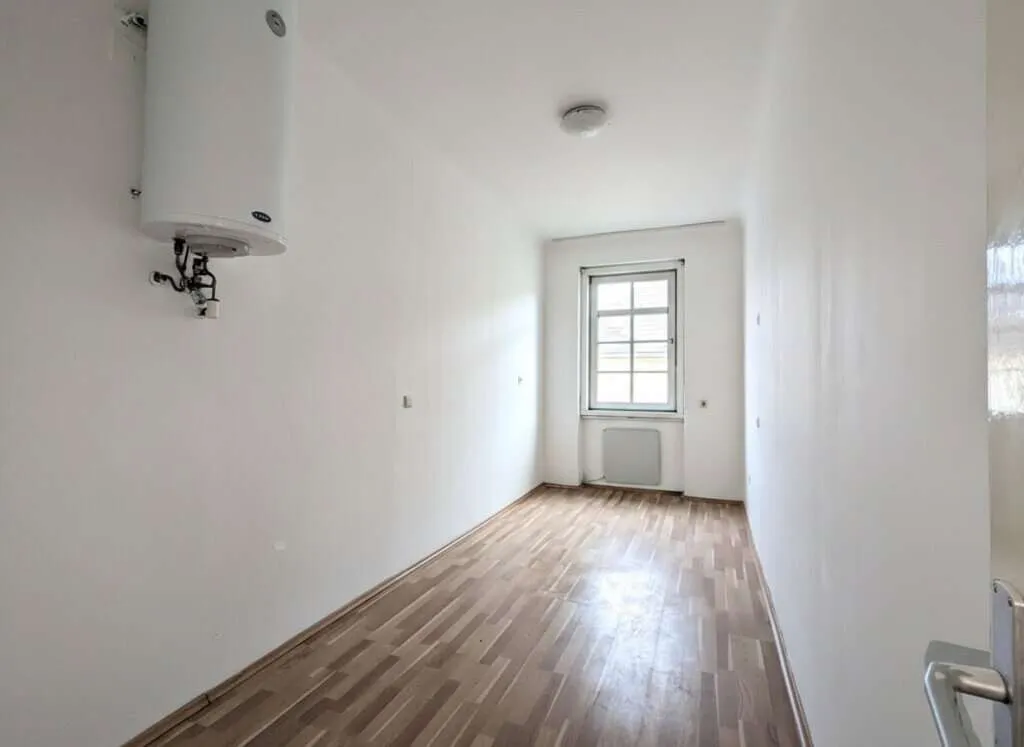 ++NEU++ 3-Zimmer Altbau-Wohnung (sanierungsbedürftig) mit viel Potenzial! - Ansicht 3