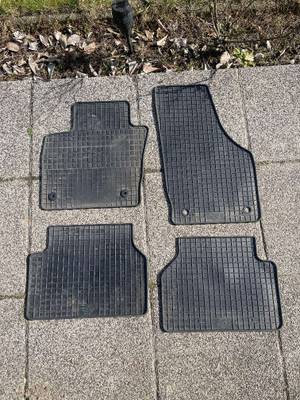 Audi Q3 8U Fussmatten Velours Schwarz Original