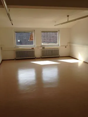 2-Zimmer-Gewerbeimmobilie mieten in Linz Land – 60 m², € 708 – Bild 8 von 15