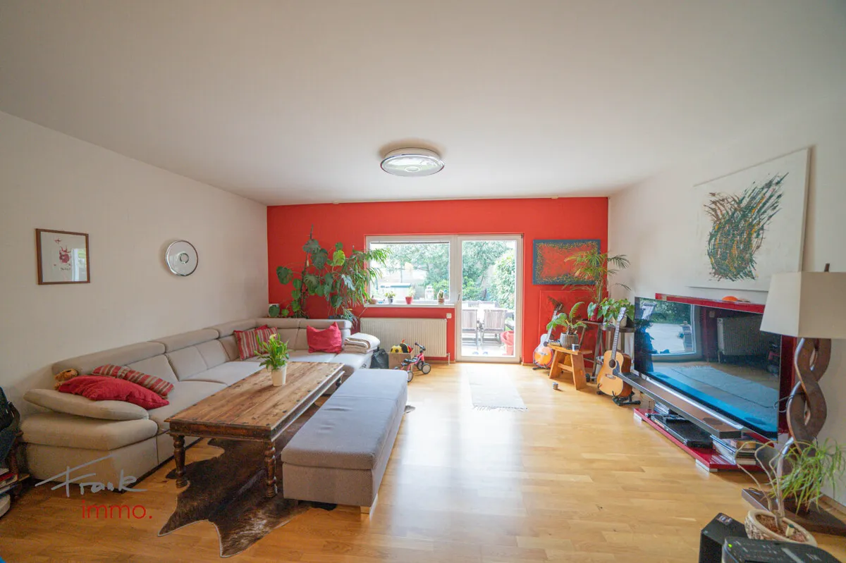 Gepflegtes Mittelreihenhaus mit Garten - familienfreundliches Wohnen auf mehreren Ebenen - Ansicht 3