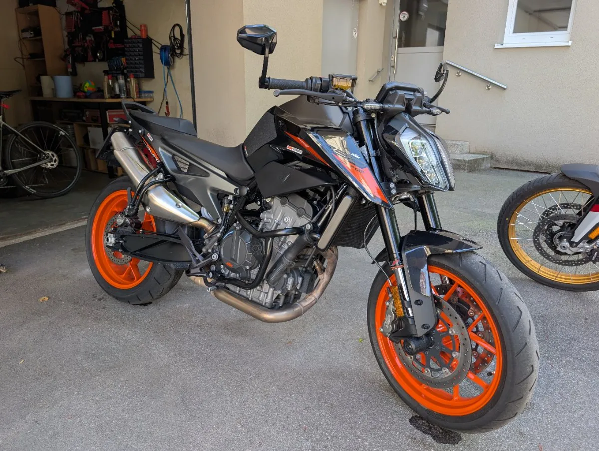 KTM 790 Duke