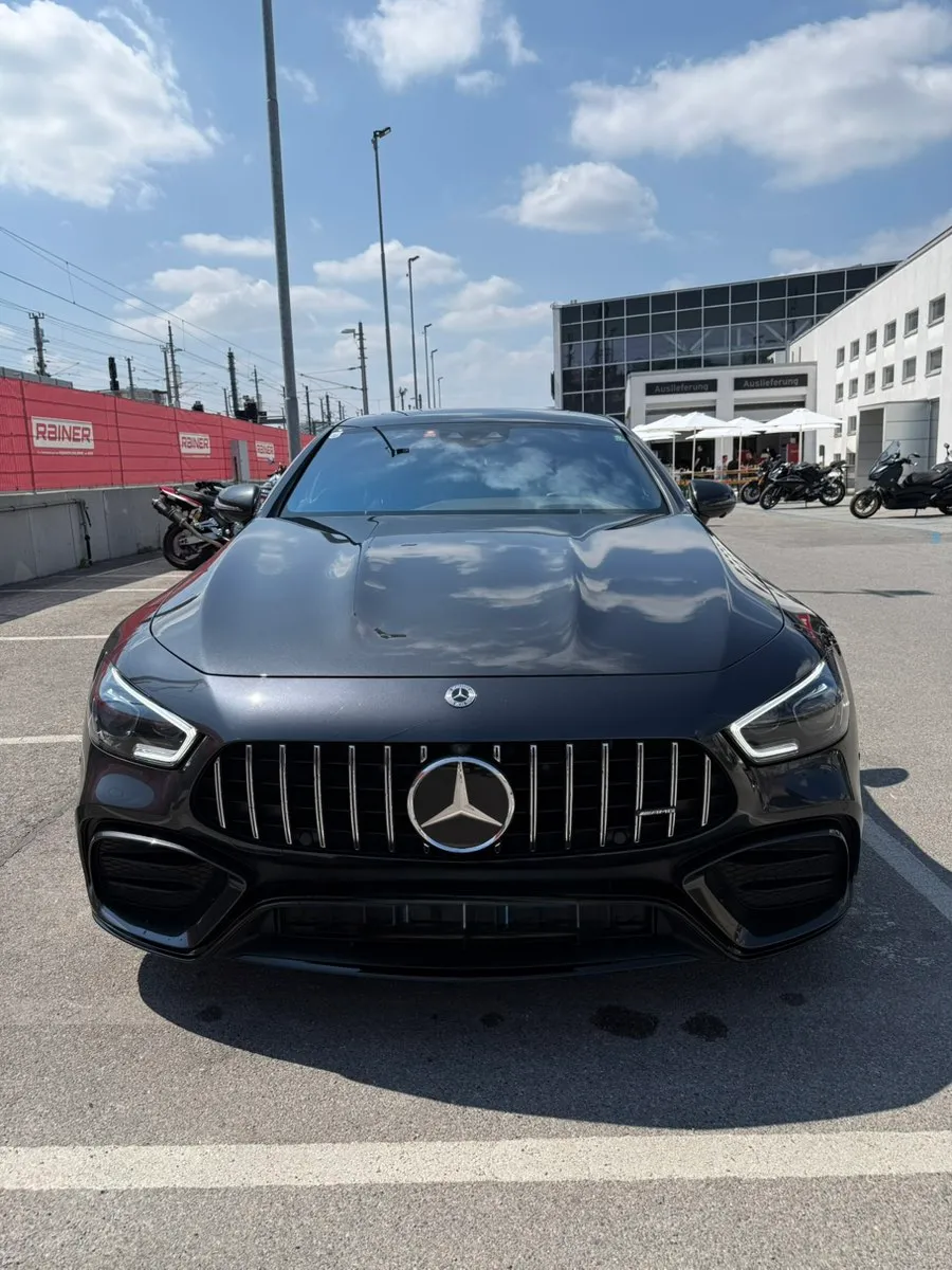 Mercedes-Benz AMG GT