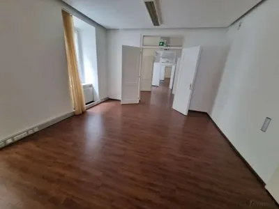 5-Zimmer-Gewerbeimmobilie mieten in Graz – 167 m², € 2.524 – Bild 9 von 16