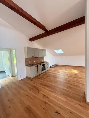 2-Zimmer-Wohnung mieten in Vöcklabruck – 92 m², € 1.386 – Bild 2 von 9