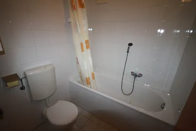 2-Zimmer-Wohnung kaufen in Gmunden – 44 m², € 112.000 – Bild 5 von 5