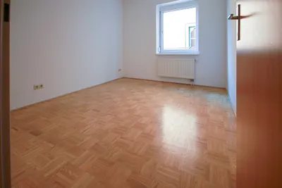 2-Zimmer-Wohnung kaufen in Gmunden – 44 m², € 112.000 – Bild 4 von 5