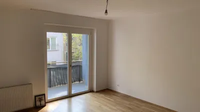 Nächst Schönbrunn, Ruhige 3-Zimmerwohnung mit Loggia und schöner Küche