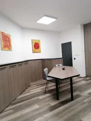 4-Zimmer-Gewerbeimmobilie mieten in Dornbirn – 140 m², € 1.890 – Bild 11 von 20