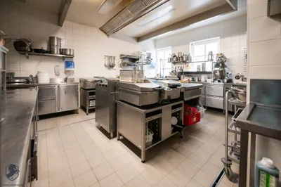 Gewerbeimmobilie kaufen in Wiener Neustadt – 541 m², € 960.000 – Bild 38 von 61