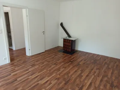 2-Zimmer-Wohnung mieten in Sankt Pölten Land – 33 m², € 329 – Bild 2 von 8