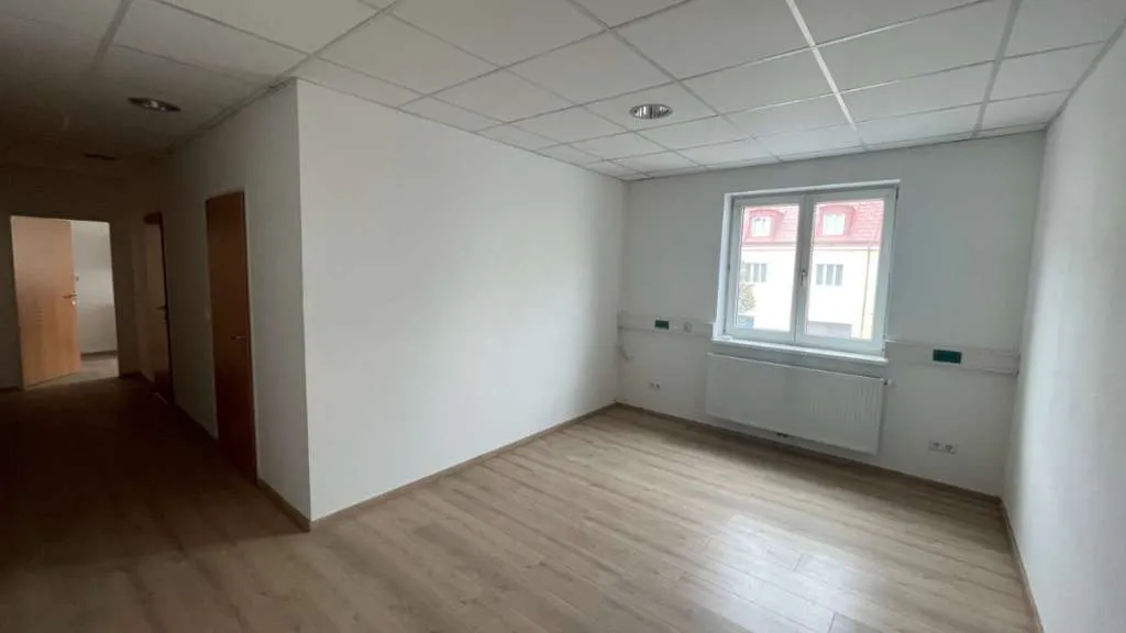 VIDEO TOUR | Fabelhafte Raumaufteilung, neu Saniert! - Ansicht 3