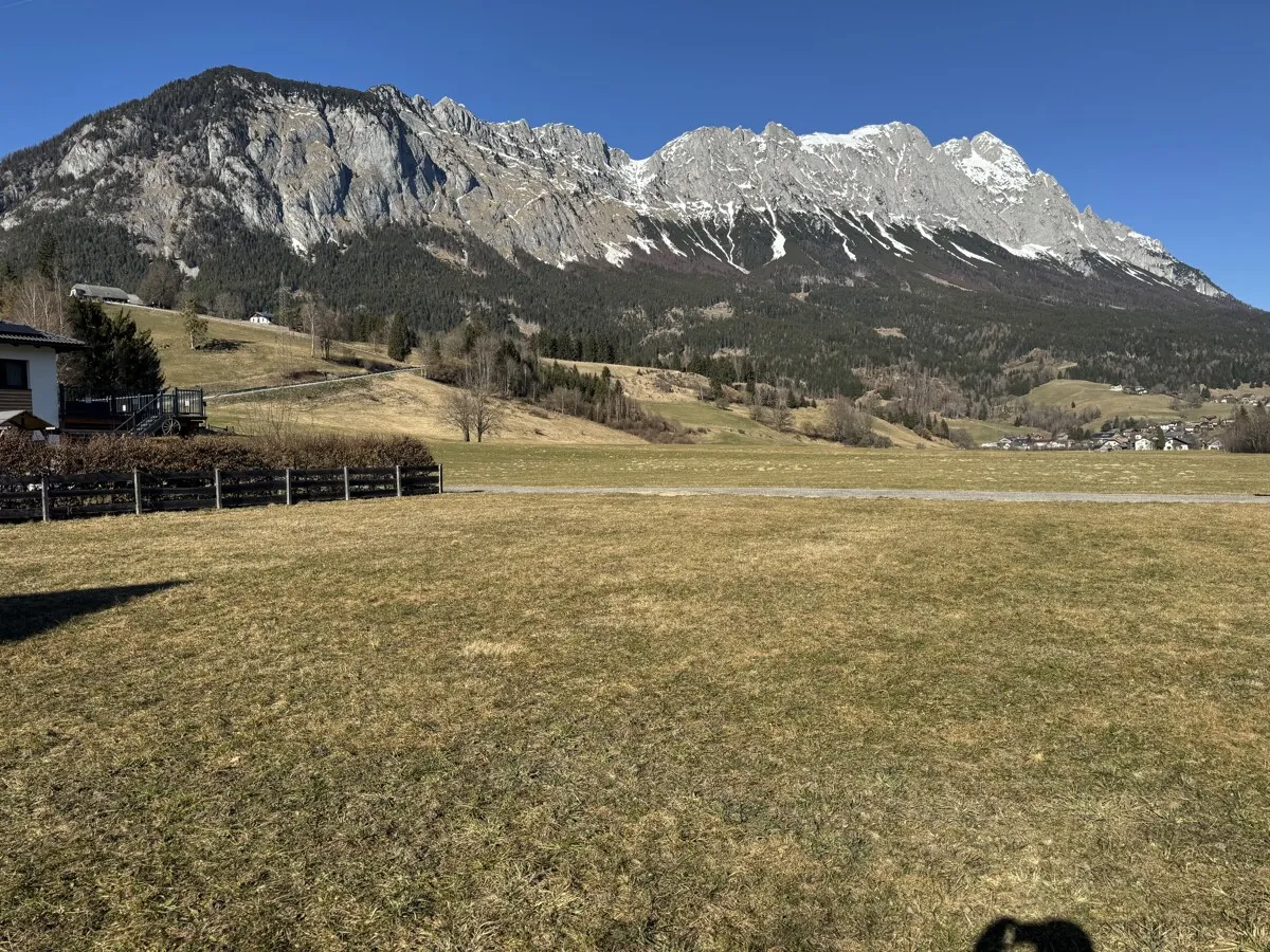 Sonniger Baugrund mit herrlichem Bergblick in naturnaher Lage und guter Erreichbarkeit, Mitterberg
