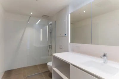 Heizung, Strom, Internet+TV & Fitness inklusive! Serviced Apartment im TABA Tower! – Bild 3