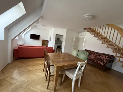 +++ MAISONETTE-WOHNUNG mit TERRASSE +++