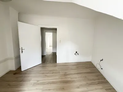 1-Zimmer-Wohnung mieten in Neunkirchen – 49 m², € 645 – Bild 10 von 17