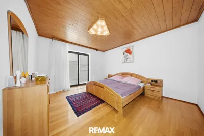 6-Zimmer-Haus kaufen in Baden – 200 m², € 649.000 – Bild 12 von 27