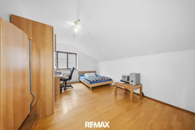 6-Zimmer-Haus kaufen in Baden – 200 m², € 649.000 – Bild 10 von 27