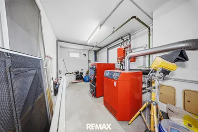 6-Zimmer-Haus kaufen in Baden – 200 m², € 649.000 – Bild 22 von 27