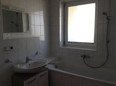 1-Zimmer-Wohnung mieten in Innsbruck-Land – 41 m², € 855 – Bild 5 von 8