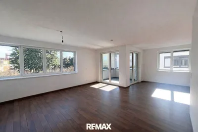 3-Zimmer-Wohnung kaufen in Wiener Neustadt – 102 m², € 352.450 – Bild 1 von 19
