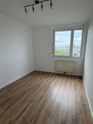 2-Zimmer Wohnung mit Balkon und Weitblick – Bild 3