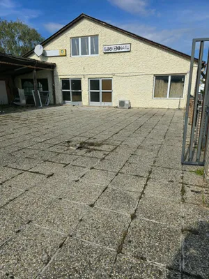 Gewerbeimmobilie mieten in Mödling – 250 m², € 500