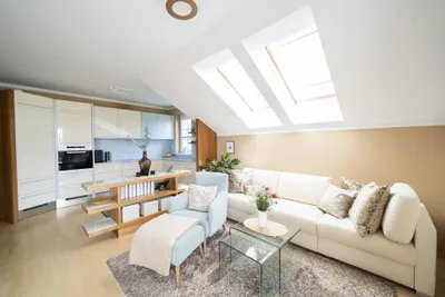 4-Zimmer-Wohnung kaufen in Vöcklabruck – 97,6 m², € 690.000 – Bild 2 von 6