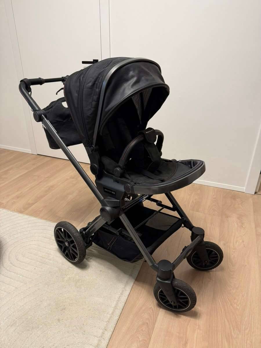 Kinderwagen Hartan Mercedes AMG,  350,- (8265 Grosteinbach) - willhaben