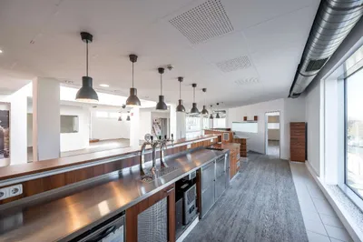 Gewerbeimmobilie mieten in Linz – 600 m², € 4.800 – Bild 17 von 30