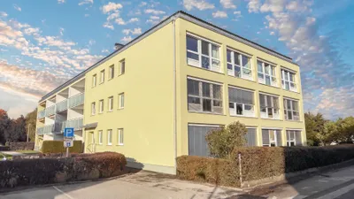 2-Zimmer-Wohnung mieten in Vöcklabruck – 58,45 m², € 932 – Bild 2 von 12