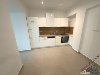 4-Zimmer-Gewerbeimmobilie mieten in Wien – 140 m², € 510 – Bild 1 von 14