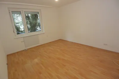 Gut geschnittenes Apartment ca. 36 m² - mit getrennter Küche in ruhiger Lage in 1150 Wien! – Bild 2