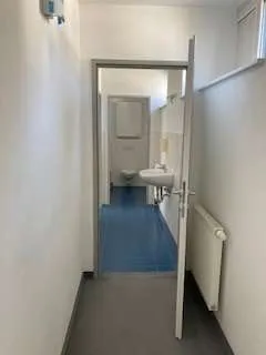 3-Zimmer-Gewerbeimmobilie mieten in Salzburg-Umgebung – 85 m², € 858 – Bild 9 von 9