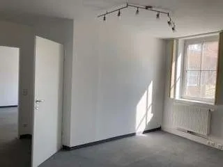 Attraktives Maisonette-Büro in ruhiger Lage in Mattsee - vielseitig nutzbar und ab 01.03.2025 verfügbar! - Ansicht 2