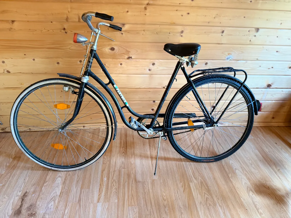 kaisda e bike klapprad 20 Zoll Klapprad-E-Bike, 250W/40Nm Elektrofahrrad für Erwachsene, 24,6kg leicht, 36V/13Ah Abnehmbarer Akku, 45-75km Reichweite, 7-Gang Pedelec, Schwarz Sports & Outdoors Category:E Bike_Shimano RT64 CL 180 Battery Capacity:Dual Batteries (20Ah+20Ah) Wohin mit dem Tresorschlüssel?