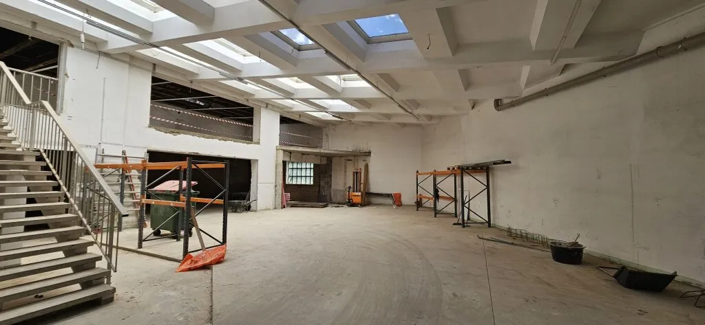 760 m² Betriebshalle samt Büro - Ansicht 3