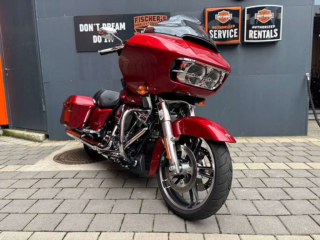 Harley-Davidson Road Glide FLTRX Tourer