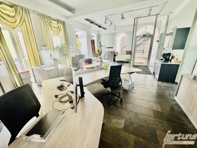 Gewerbeimmobilie kaufen in Korneuburg – 818 m², € 2.379.000 – Bild 7 von 25