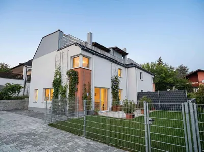 5-Zimmer-Haus mieten in Mödling – 117 m², € 2.497 – Bild 1 von 18