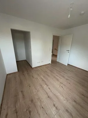 5-Zimmer-Haus mieten in Mödling – 117 m², € 2.497 – Bild 10 von 18