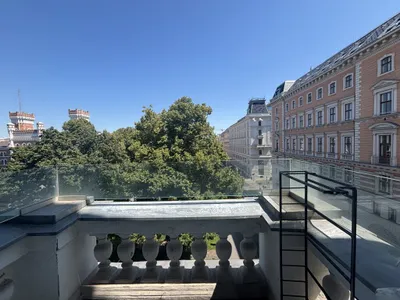 1090! ERSTBEZUG NACH GENERALSANIERUNG: "6 Zimmer, 2 Bäder, kleiner Balkon ab Oktober 26"
