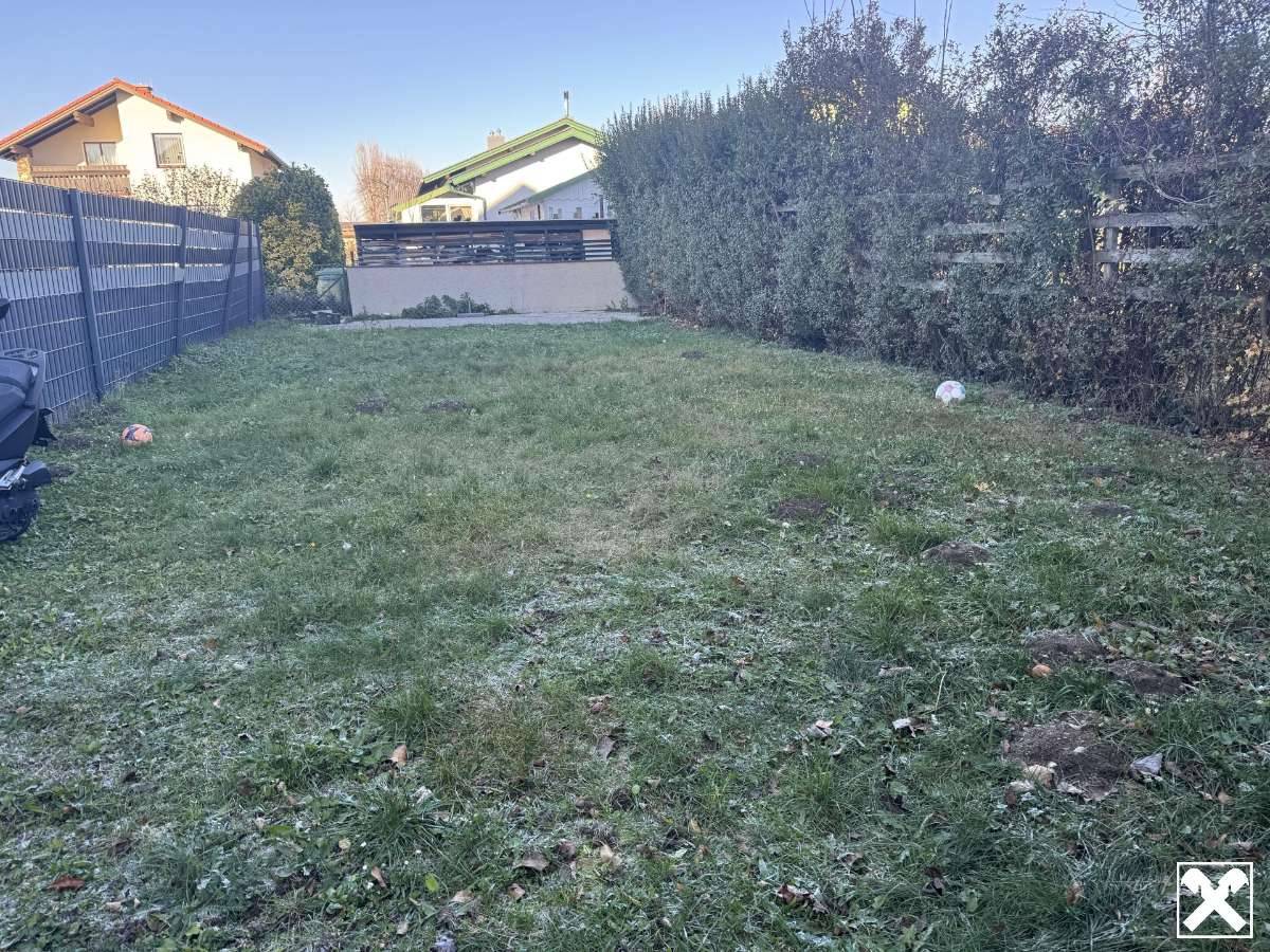 Erdgeschosswohnung mit Garten & viel Lagerfläche - Ansicht 2