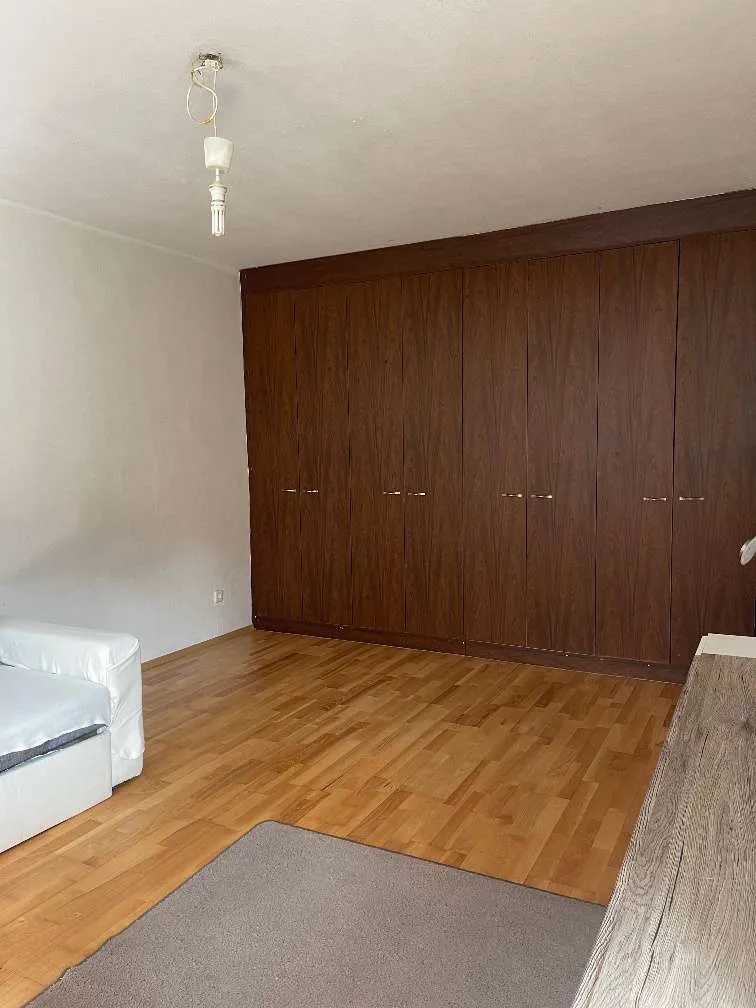 Ruhige Loggia Wohnung | Parkplatz | Kellerabteil - Ansicht 3