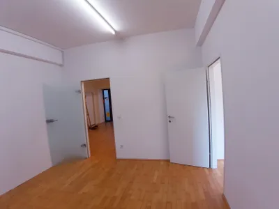 2-Zimmer-Gewerbeimmobilie mieten in Salzburg Stadt – 37 m², € 500 – Bild 10 von 15