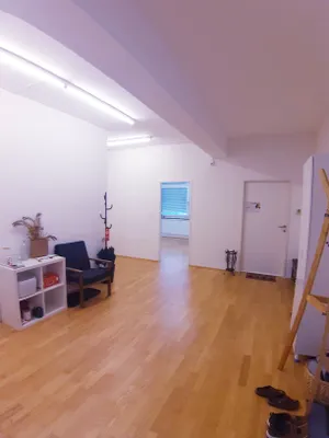 2-Zimmer-Gewerbeimmobilie mieten in Salzburg Stadt – 37 m², € 500 – Bild 1 von 15