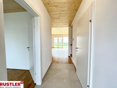 5-Zimmer-Haus mieten in Baden – 122,5 m², € 1.321 – Bild 3 von 18