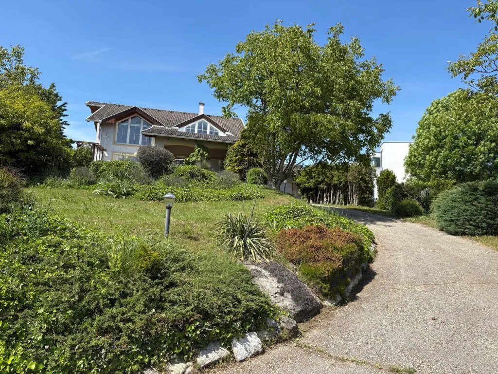 Ruheoase mit Seeblick - großzügiges Einfamilienhaus über dem Pusztawohnpark in Breitenbrunn - Widok 2