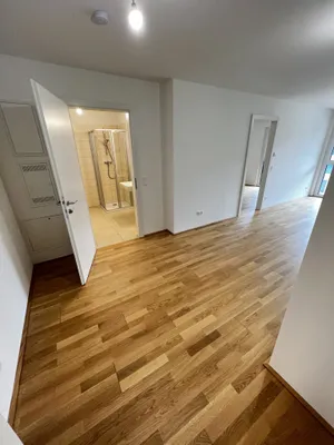 Gemütliche 2-Zimmer Wohnung mit Balkon – Bild 3