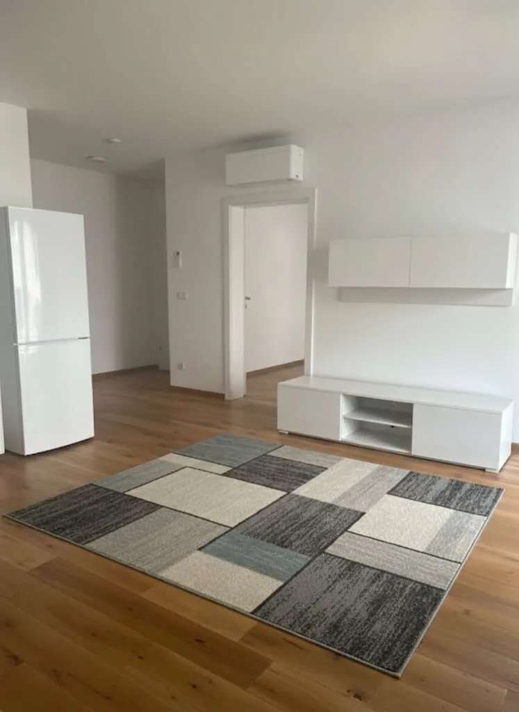 Traumhafte neuwertige 2-Zimmer-Wohnung mit großem Balkon in erstklassiger Lage! - Widok 3
